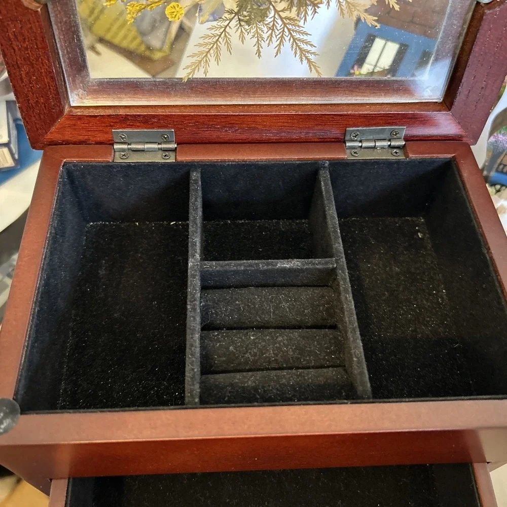 Croft & Barrow Wooden Square Jewelry Box with Pressed Flowers in Glass 8